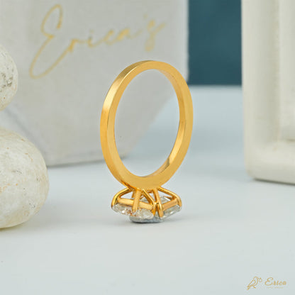 The Rendezvous - Oval & Emerald Lab Grown Diamond Toi et Moi Ring