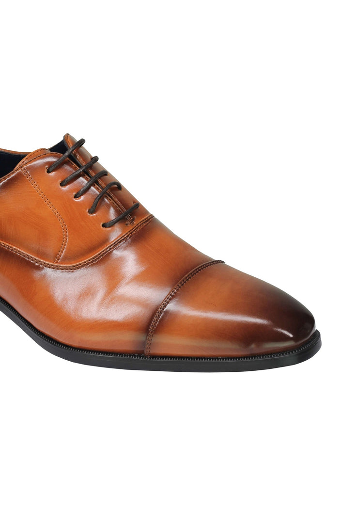 Toe Cap – Classic Oxford Lace-ups