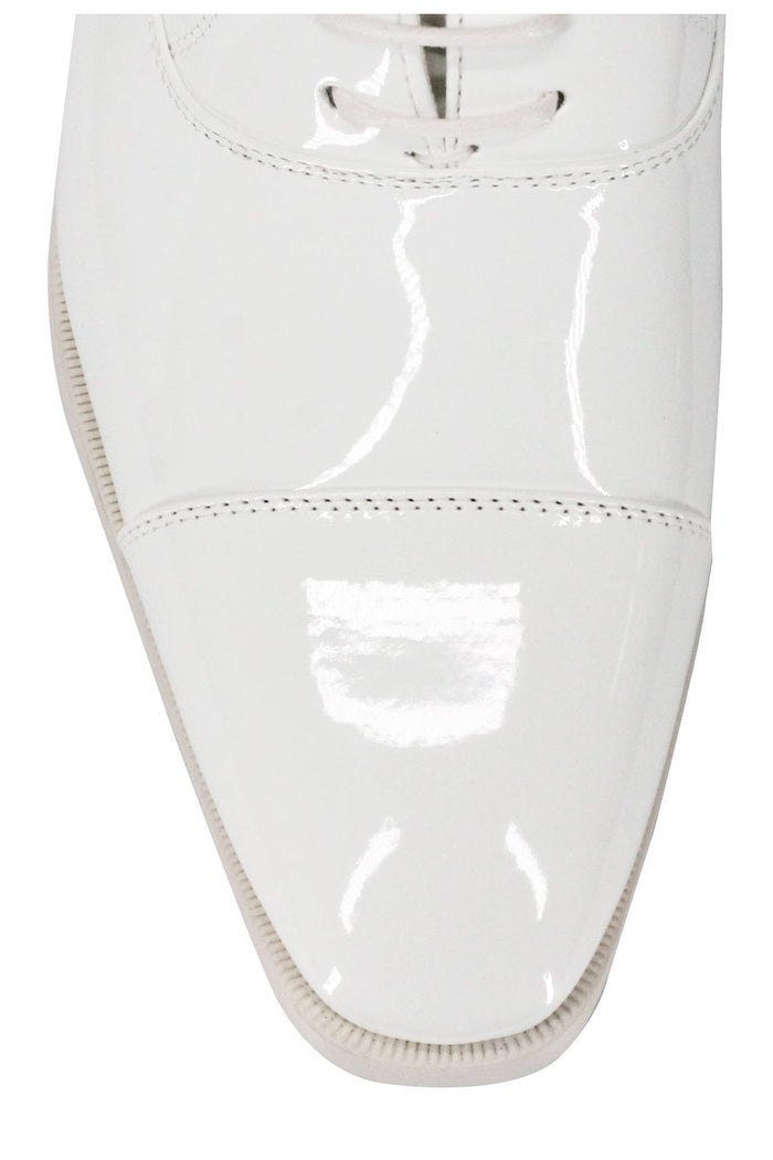 WHITE OXFORD LACEUP SHOES