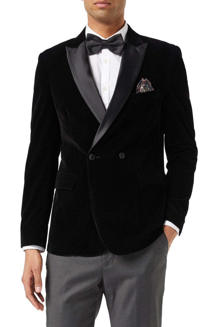 Men's Wills Black Double Breasted Soft Velvet 4-Piece Tuxedo Suit Bundle